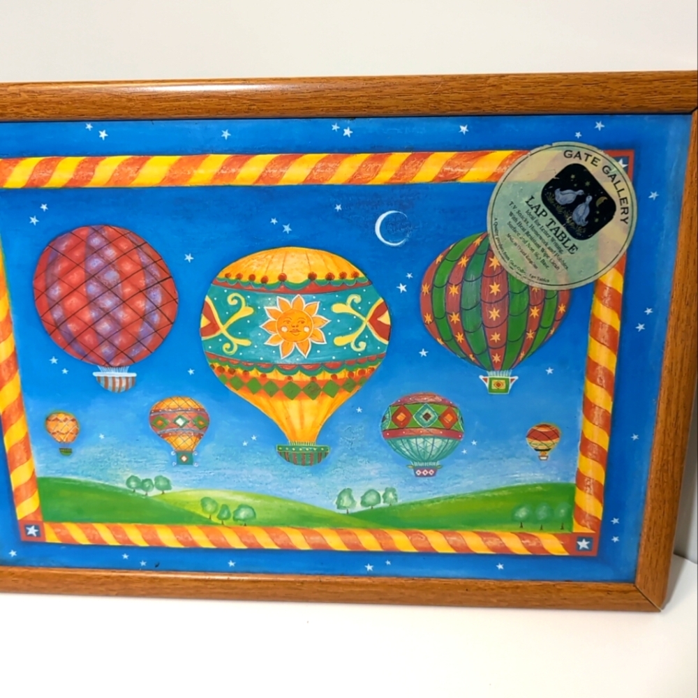 Pillow tray  for serving and eating Hot air balloons colorful